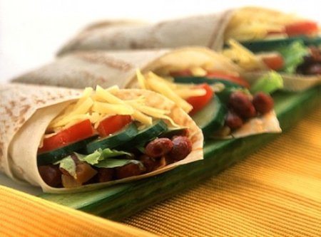 Буррито – вкусный и простой мексиканский фастфуд (2 рецепта)