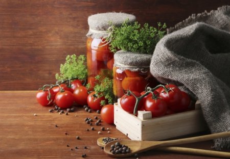 Заготовки на зиму: 5 рецептов домашних заготовок помидор.