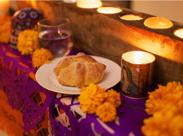 Что едят на Хэллоуин: Pan de Muerto или рецепт «хлеба мертвых»