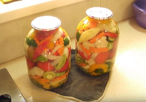 Как заготовить вкуснейшее овощное ассорти на зиму. (Фоторецепт)