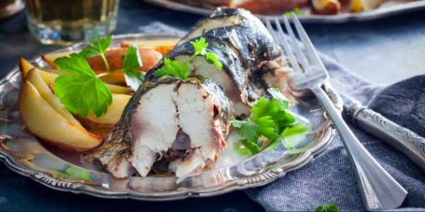 10 классных рецептов, как приготовить сочную рыбу в духовке 