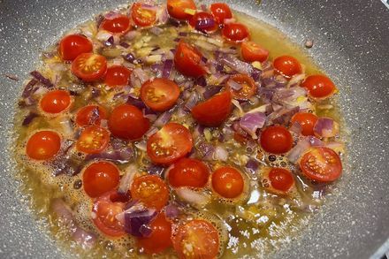 Греческая закуска: Креветки, запеченные с сыром фета и помидорами. (Фоторецепт)