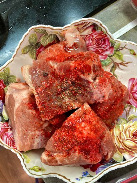 Простые блюда для мужика: рваная свинина, которая готовится сама собой