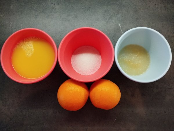 Ванильная панна-котта с апельсиновым желе&#8288;&#8288;. (Фотрецепт)