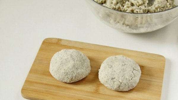 Котлеты из корюшки Котлеты из корюшки