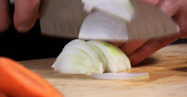 Салат с фасолью, грибами и овощами Салат с фасолью, грибами и овощами