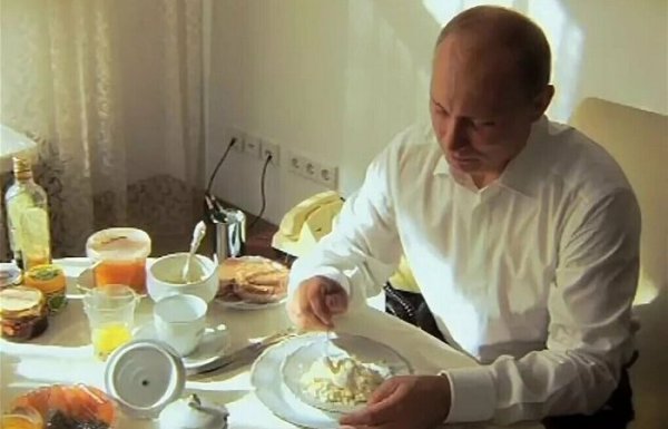 «От каши до ухи: какие блюда и напитки входят в рацион президента Владимира Путина» «От каши до ухи: какие блюда и напитки входят в рацион президента Владимира Путина»